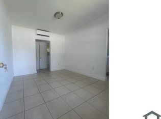 1590 NW 56th St #1592, Miami, FL 33142