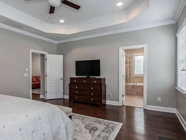 10524 Royal Winchester Dr — Photo 15