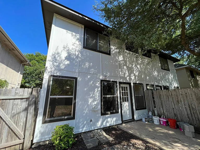 9708 Sugar Hill Dr #B — Photo 16