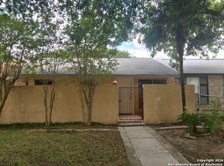 6527 Spring Lark St, San Antonio, TX 78249