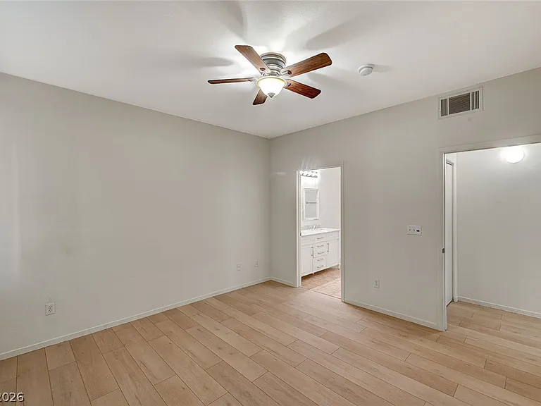 9050 W Warm Springs Rd #1147 — Photo 25