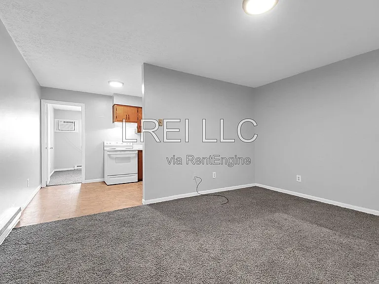 176 Thistlewood Ave #3 — Photo 3