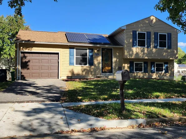 10510 Broadleaf Dr, Upper Marlboro, MD 20774