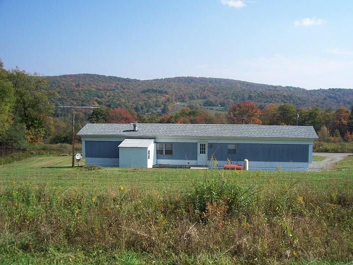 2nd image of 174 Fork Mountain Rd