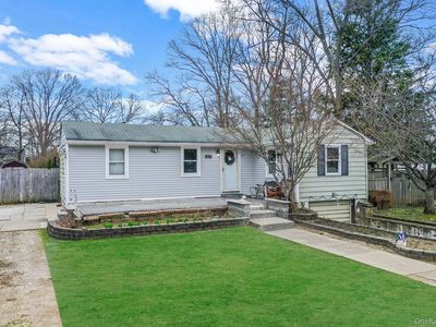 317 Centre Avenue, Lindenhurst, NY, 11757