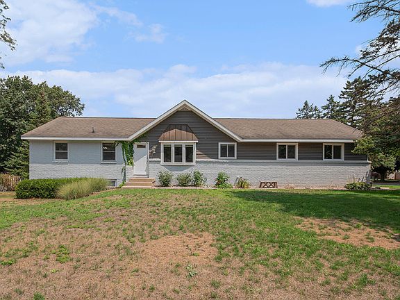 3rd image of 4471 Lexington Ct