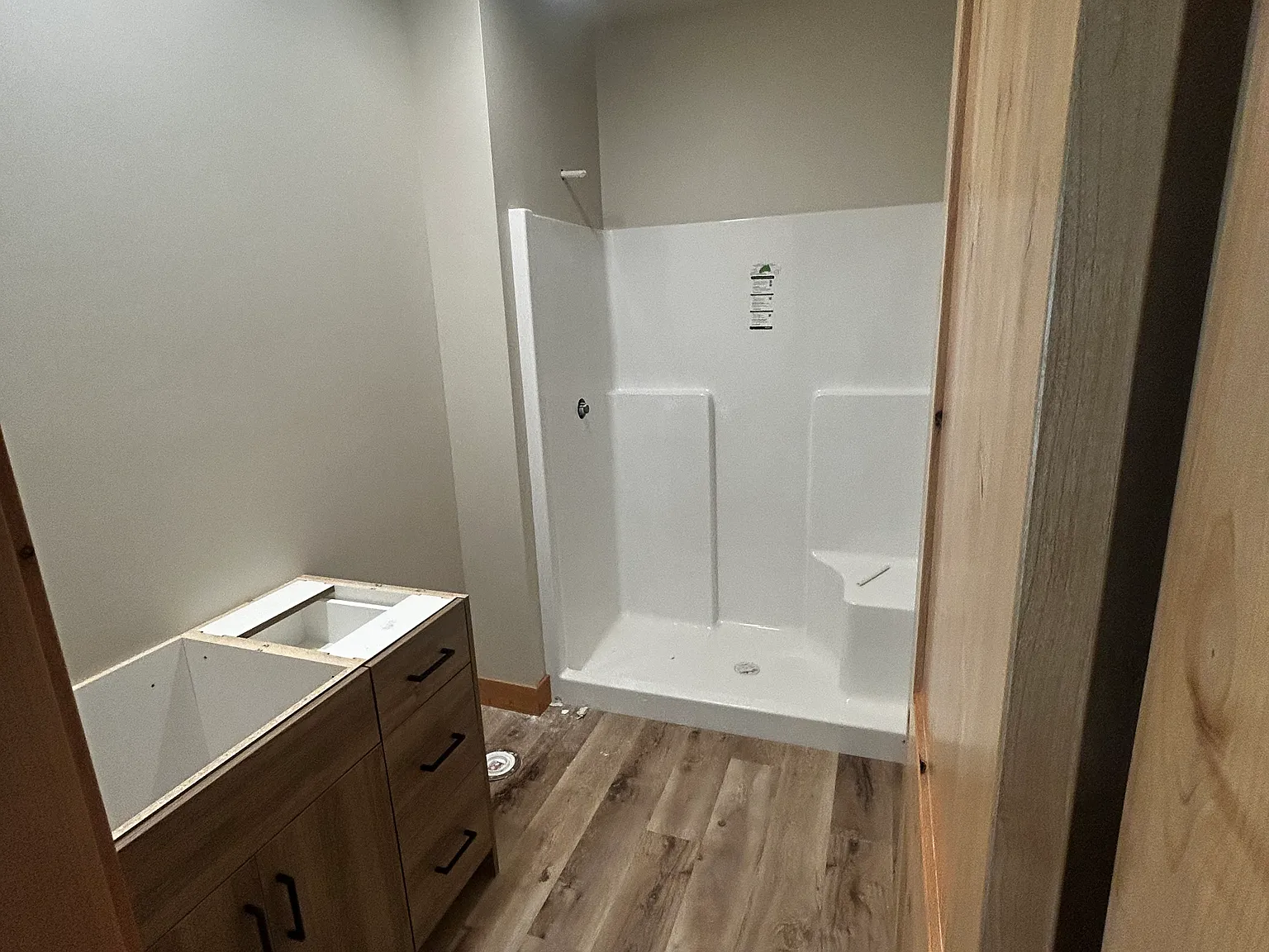 3 bed, 1200 sqft, $1,800 — Photo 2