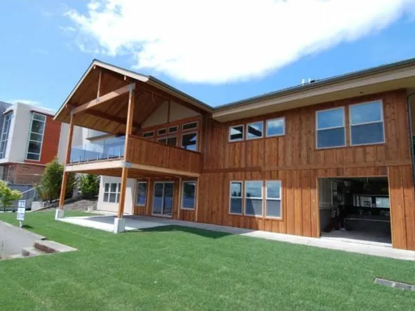 9113 N Harborview Dr, Gig Harbor, WA 98332