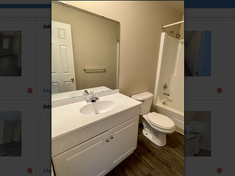 Oak Valley Apartments — Photo 7