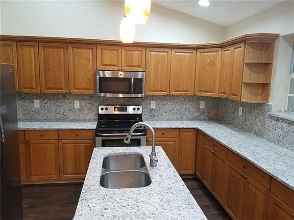 3rd image of 2306 Burlington St