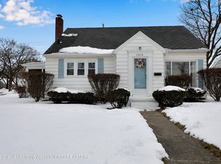 2036 Devonshire Ave, Lansing, MI 48910