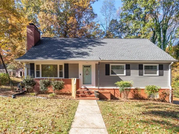 521 Dogwood Cir, High Point, NC 27260
