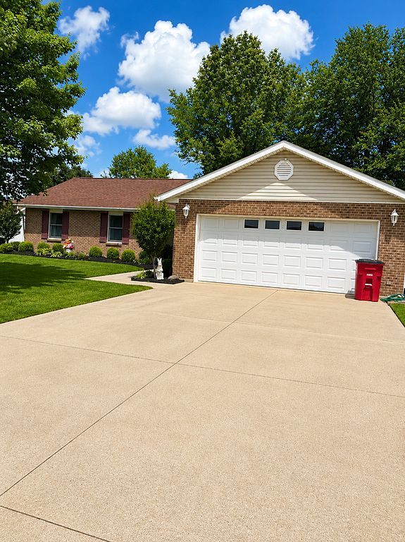 1010 Pine St - Property Image