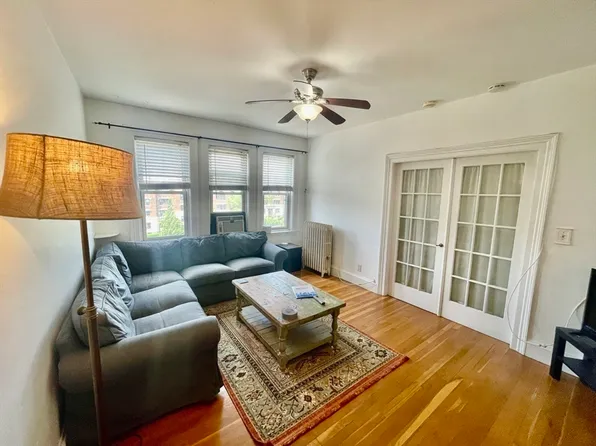 1662 Commonwealth Ave APT 52, Brighton, MA 02135