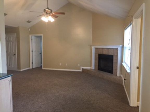 5th image of 180 Zachary Dr