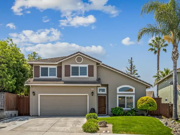 1660 Mimosa St, Hollister, CA 95023
