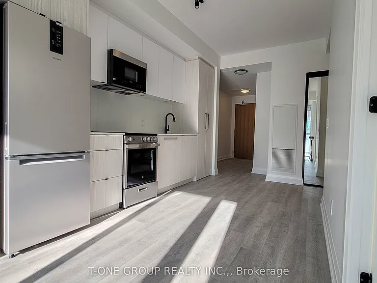 2369 Danforth Ave #318 — Photo 6