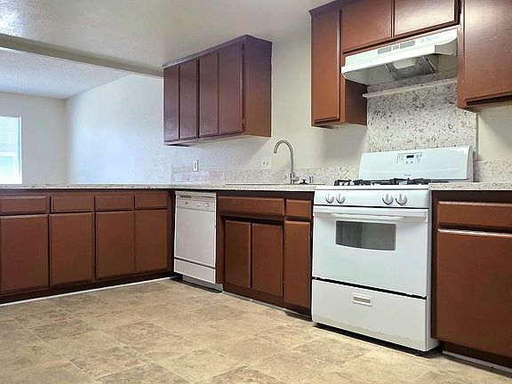 3rd image of 38117 10th St E APT 2