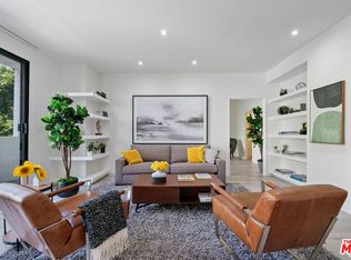 1140 Alta Loma Rd APT 201, West Hollywood, CA 90069