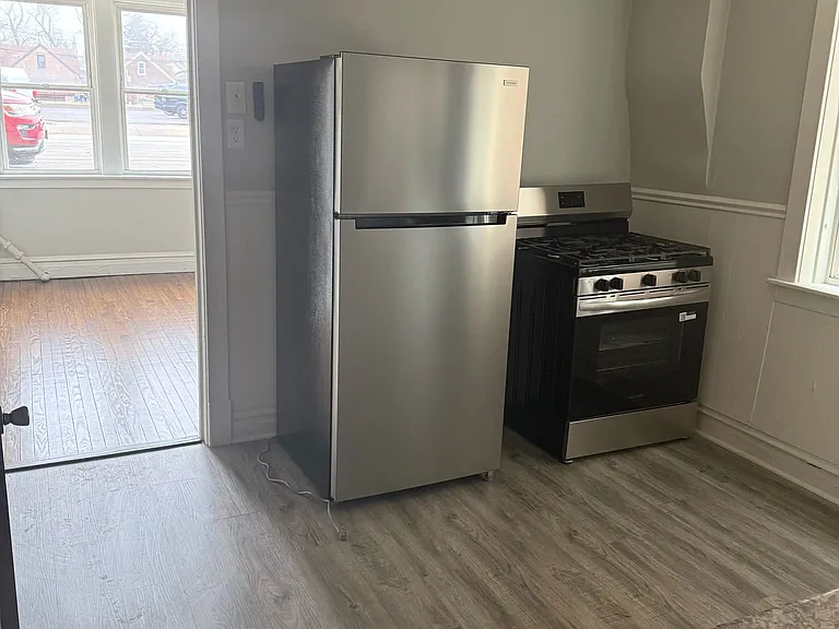 10618 S Ewing Ave #3 — Photo 3