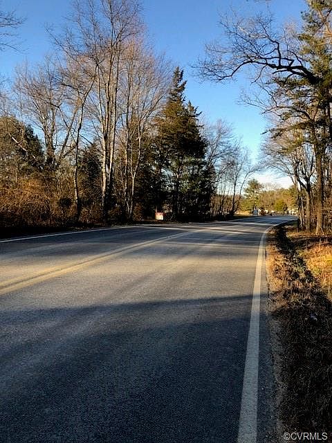 2nd image of 515 Pendleton Rd