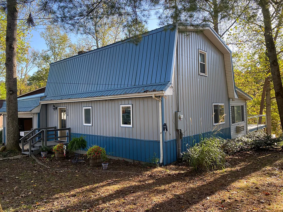 130 Turtle Point Ln