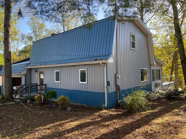 130 Turtle Point Ln, Caryville, TN 37714