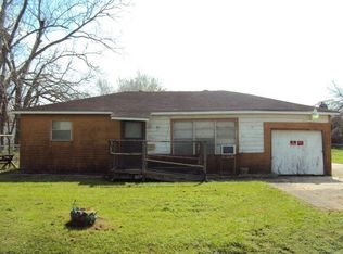 811 W Miller St, Angleton, TX 77515