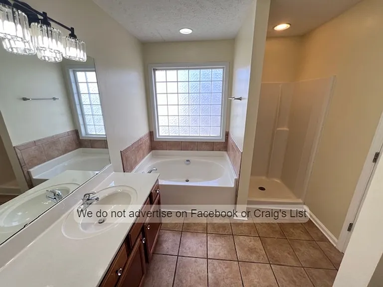1745 Cherry Point Dr — Photo 13
