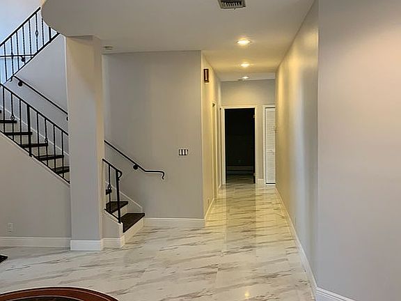 5th image of 8281 SW 172nd St