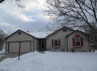 1261 River Place Blvd, Waukesha, WI 53189