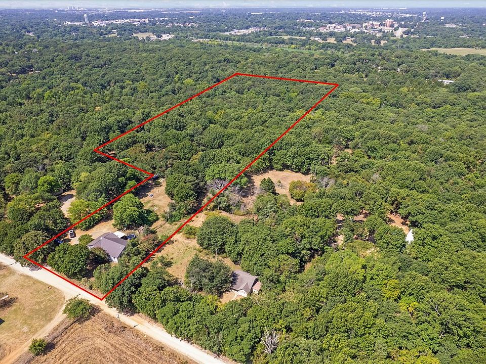 1st image of 699 N McLean Rd
