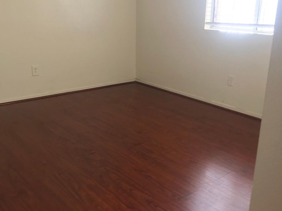 1st image of 1720 Golden Sky Dr