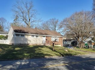 345 Brookside Ave, Cresskill, NJ 07626