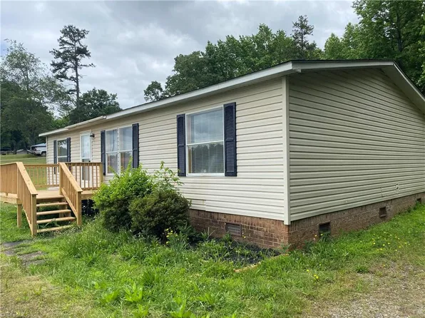 1540 Tyro School Rd, Lexington, NC 27295