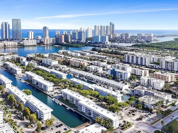 3551 NE 169th St APT 104, North Miami Beach, FL 33160