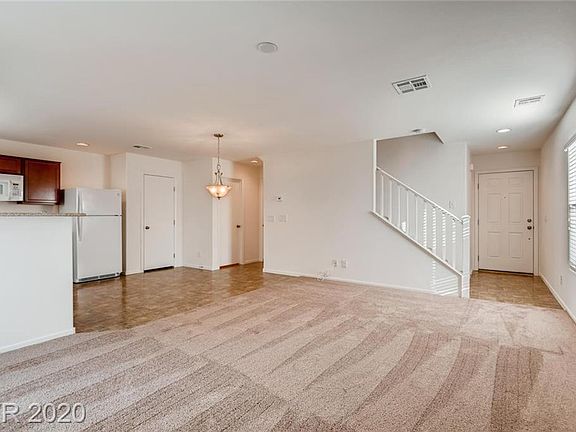 4th image of 8281 Vanity Fair Ln