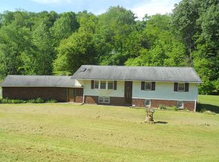 1282 Tunnel Hill Rd, Cameron, WV 26033