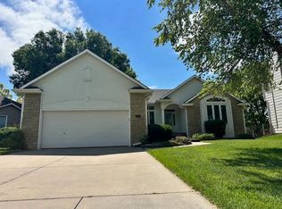 3201 N Lakecrest St, Wichita, KS 67205