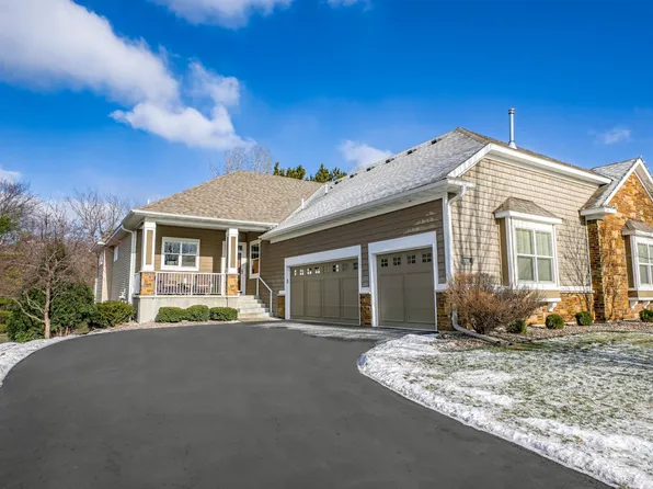 3581 Lemieux Cir, Eagan, MN 55122