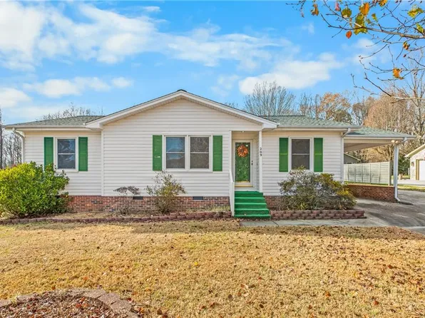 209 Rivermeade Dr, Archdale, NC 27263