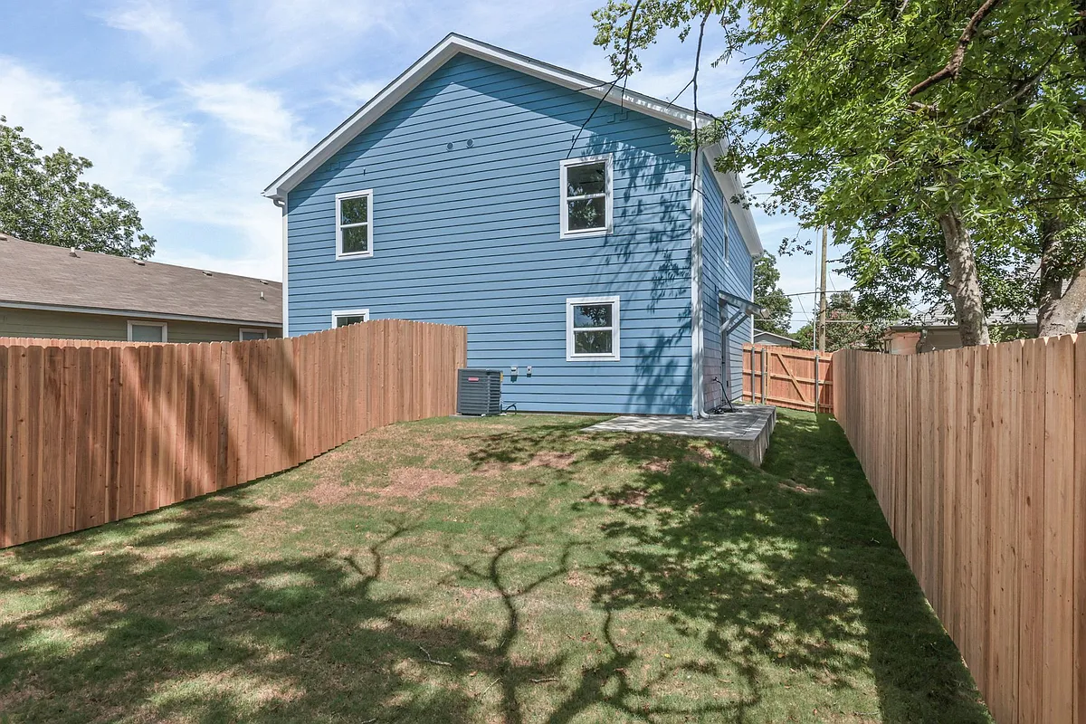 Building Photo - 1115 S Terrace St #A