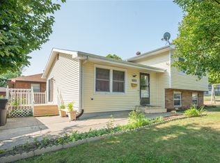 3222 Seneca Ave, Des Moines, IA 50310