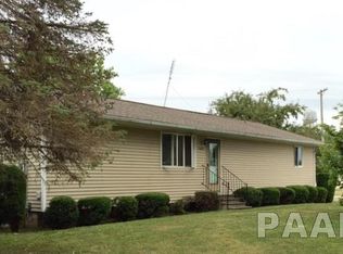 180 N Mill St, Ipava, IL 61441