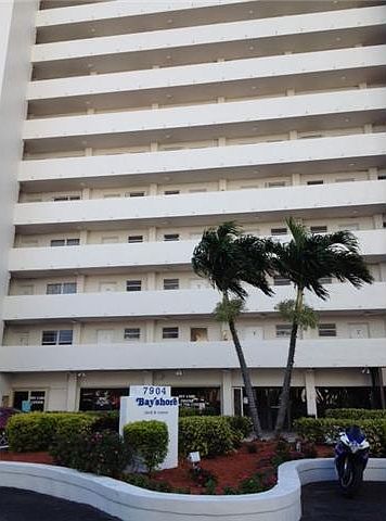 1st image of 7904 West Dr APT 311