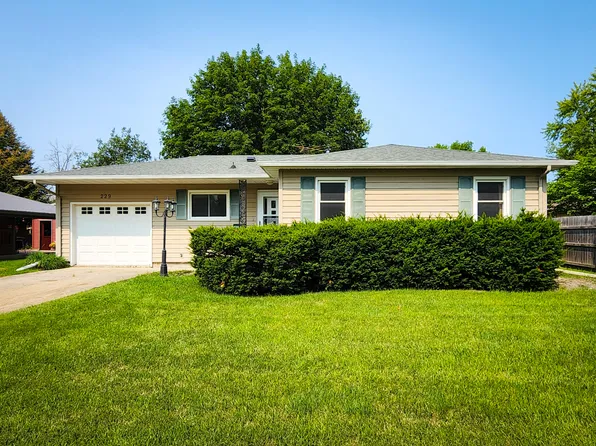 229 Park Ave, Story City, IA 50248