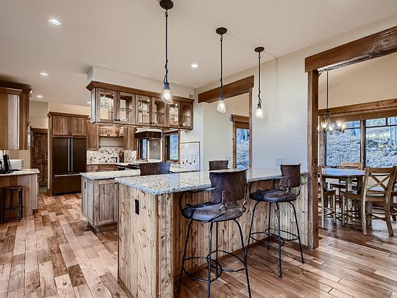 5th image of 765 Fairways Drive