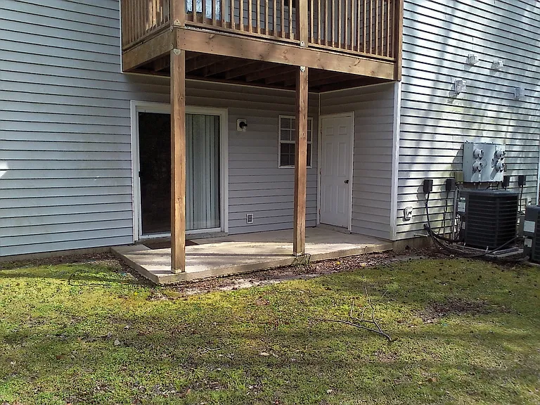 49 Mare Ct #B — Photo 13