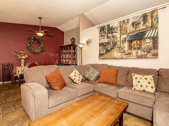 5th image of 1575 Camino Del Oro