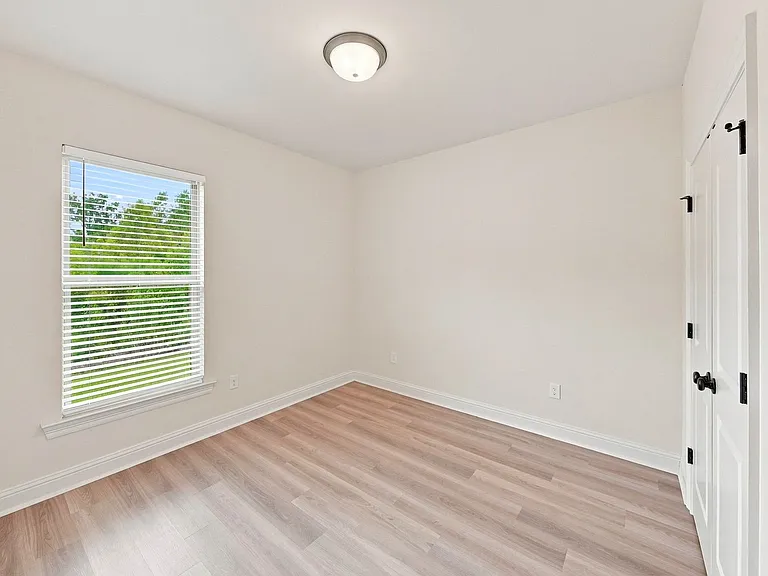 7211 Kenilworth Crossing Ave — Photo 17